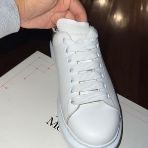 COPY Authentic Alexander McQueen purchased at Nordstrom